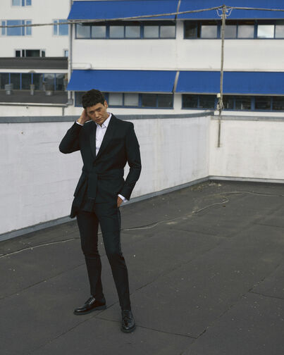 , BLACK, hi-res image number null