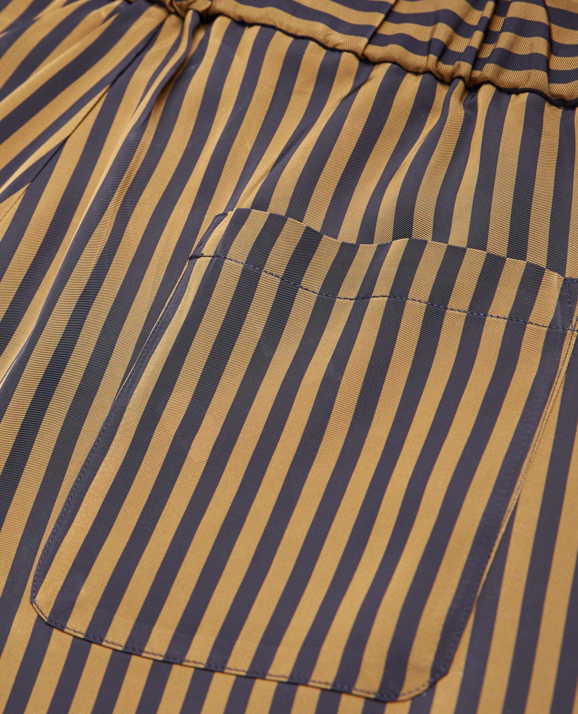Marineblaue fließende Shorts mit Streifen, NAVY / BROWN, hi-res image number null