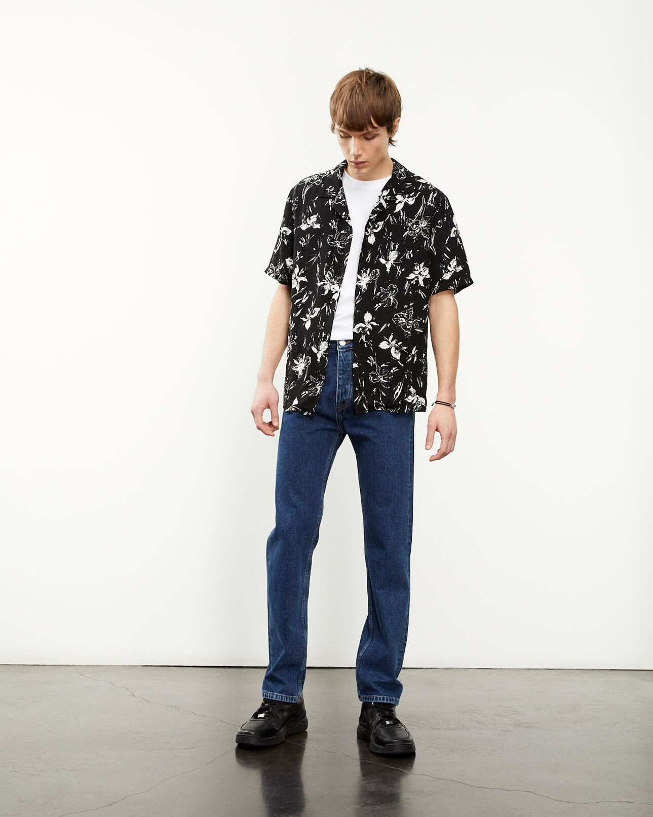 The Kooples MEN BLACK WHITE flowing floral shirt with short sleeves
