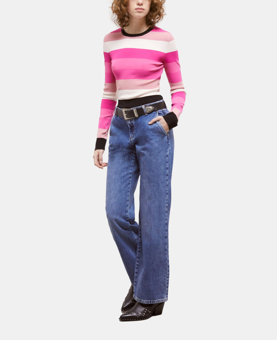 wide-leg blue jeans