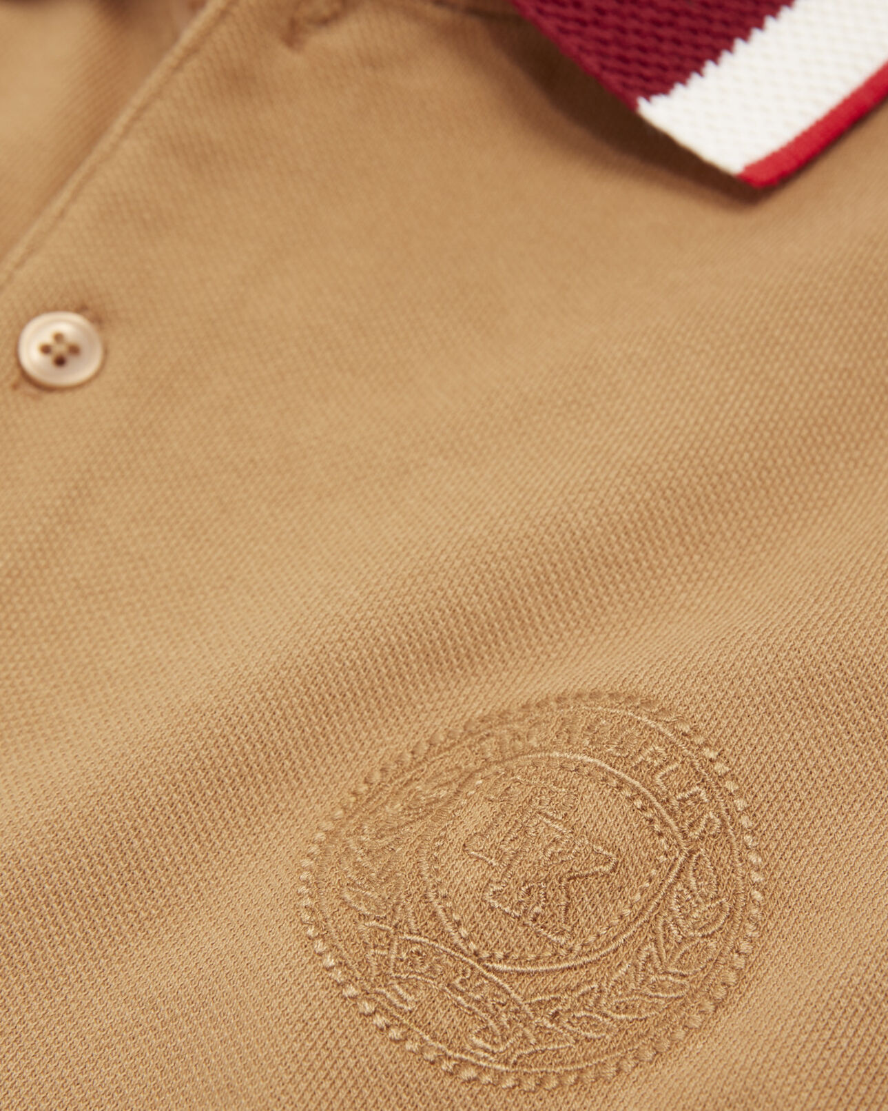 The Kooples HOMME CAMEL polo camel à col contrasté bordeaux