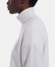 , WHITE, hi-res image number null