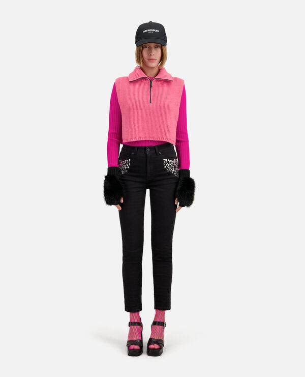 pink ribbed wool plastron