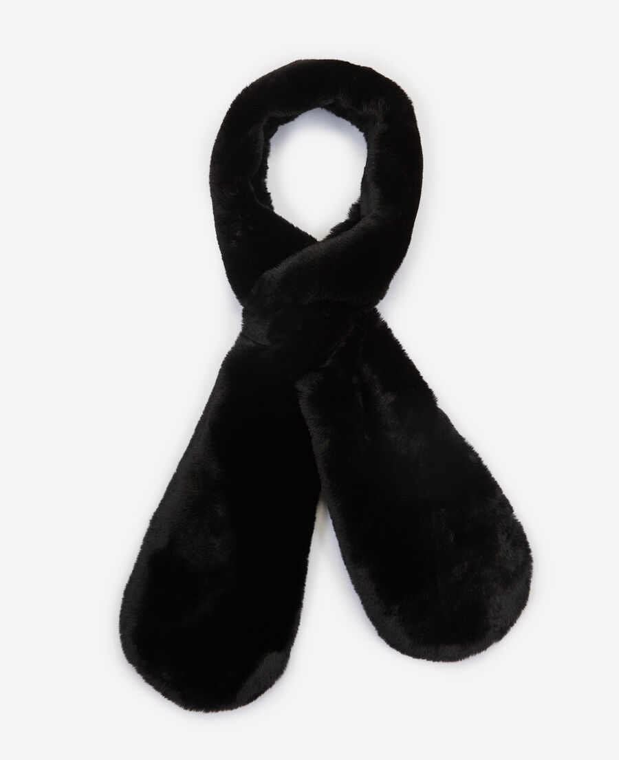 bufanda negra pelo sintético