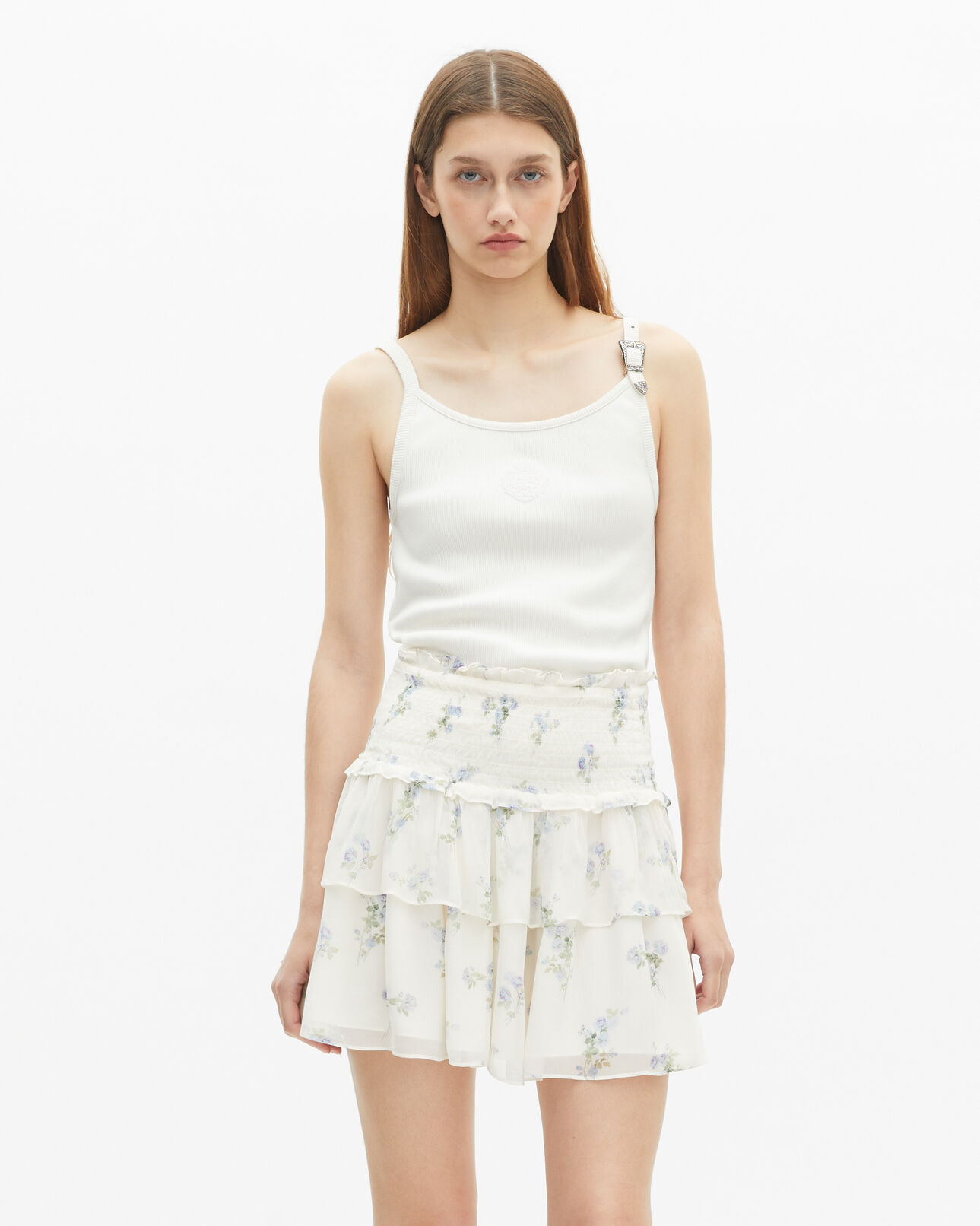 The Kooples FEMME WHITE / SKY BLUE jupe courte à volants imprimé fleuri blanc
