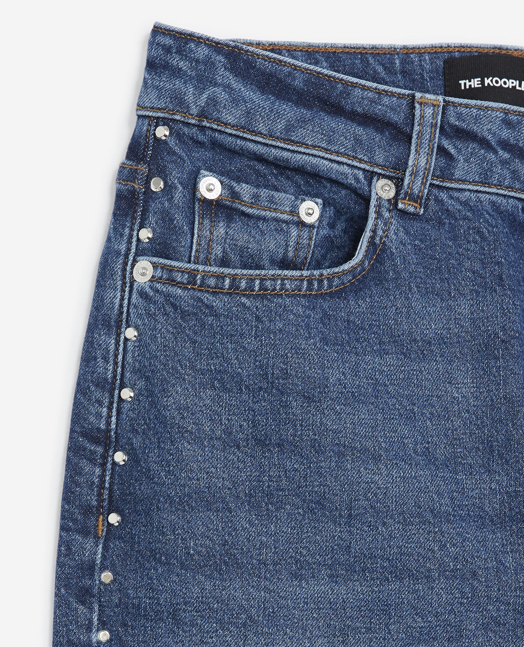 Jeans with studs outlet
