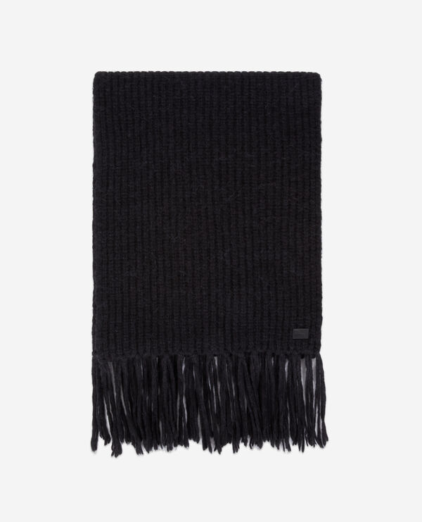 black ribbed wool-blend scarf