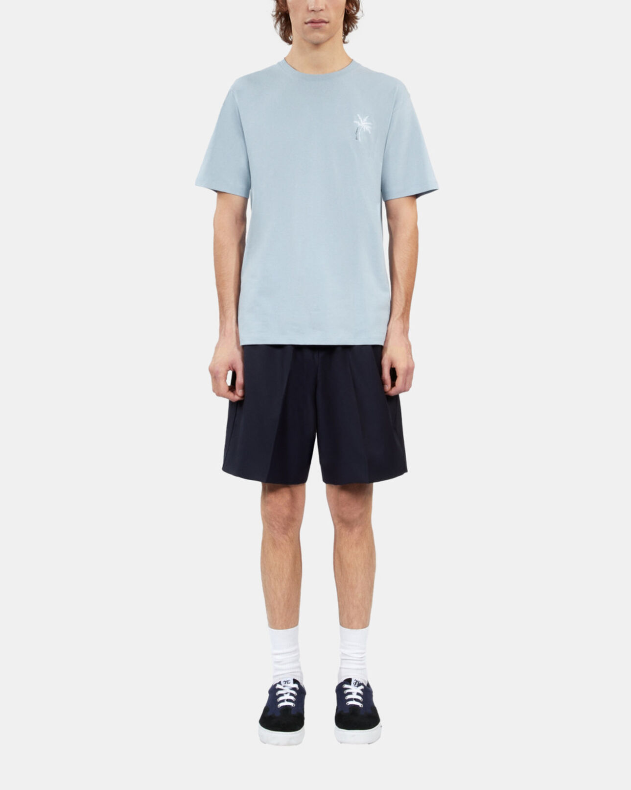 The Kooples HERREN LAVENDER himmelblaues t-shirt mit palmen-stickerei