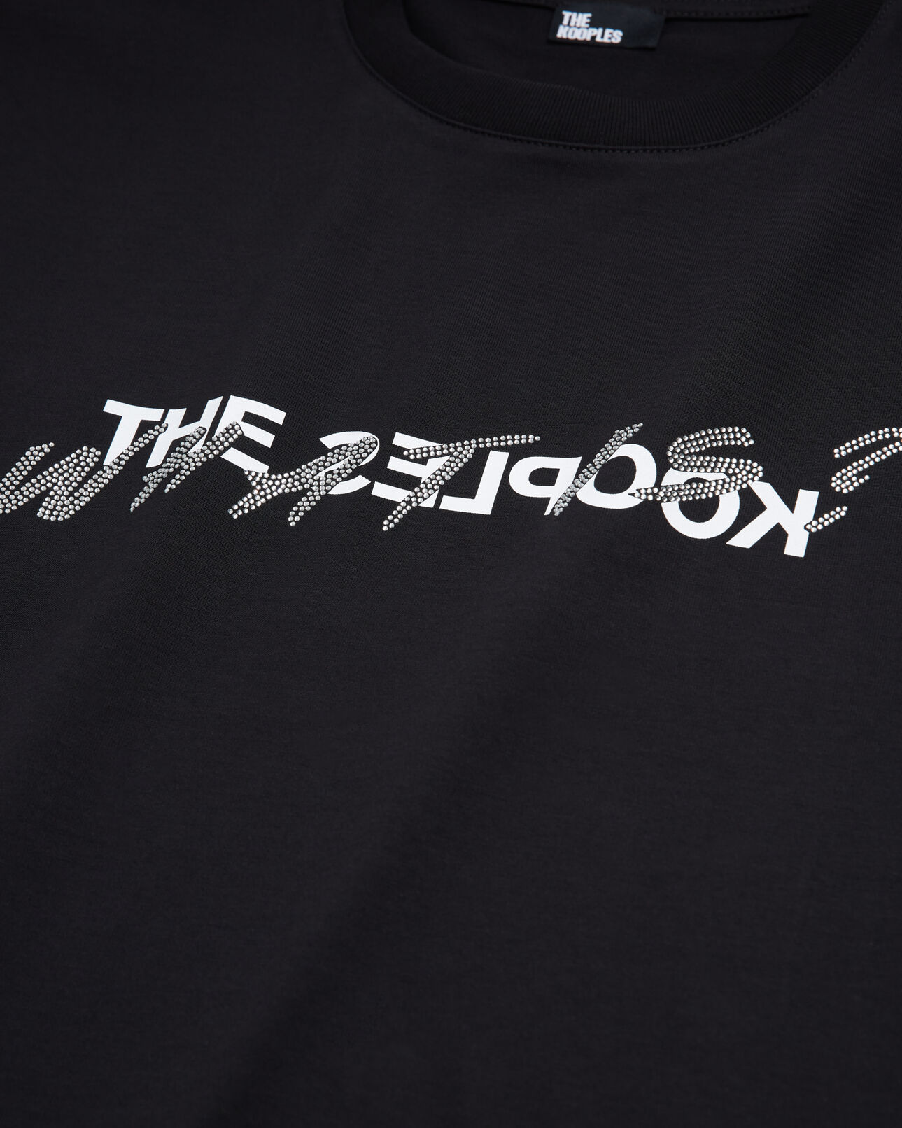 The Kooples HERREN BLACK schwarzes t-shirt herren mit „what is“-strassbesatz