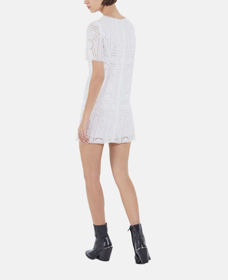 robe brodée blanche courte à col rond