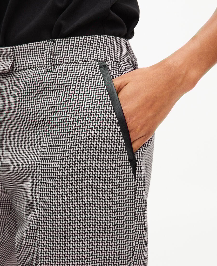 The Kooples FEMME BLACK GREY pantalon tailleur ajust&eacute; en pied de poule noir et blanc