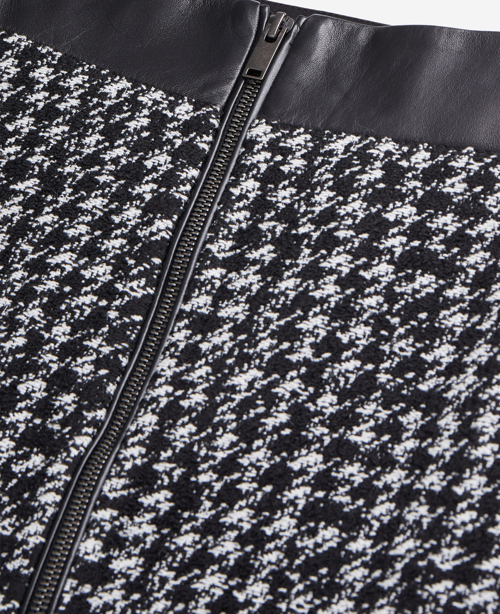 The Kooples DAMEN BLACK WHITE kurzer schwarzer rock aus tweed