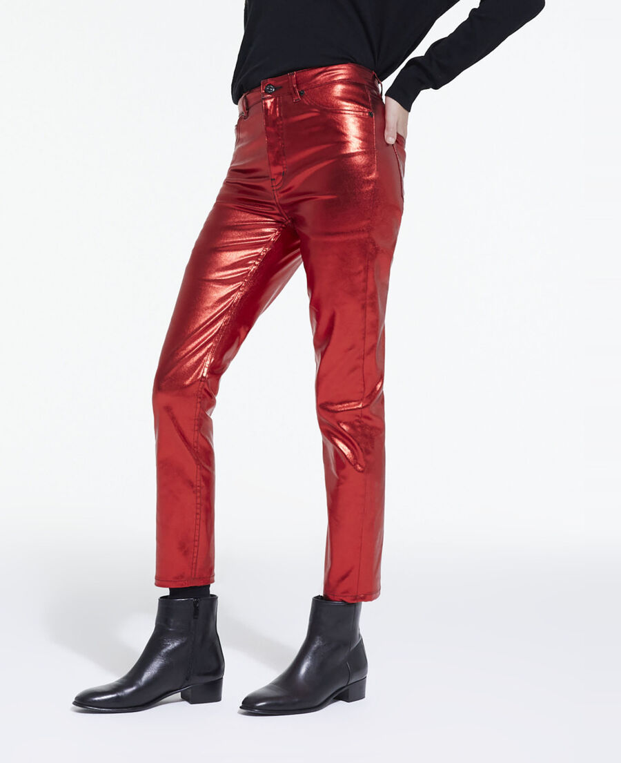 vaqueros slim rojos