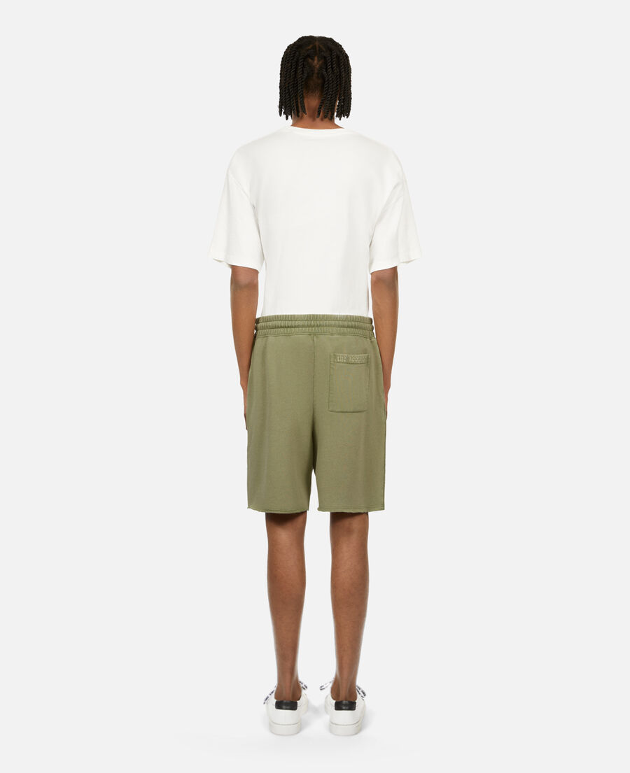 hellgrüne shorts aus baumwolle
