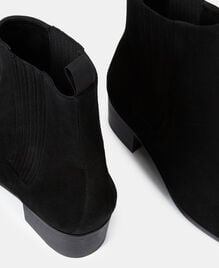 , BLACK, hi-res image number null