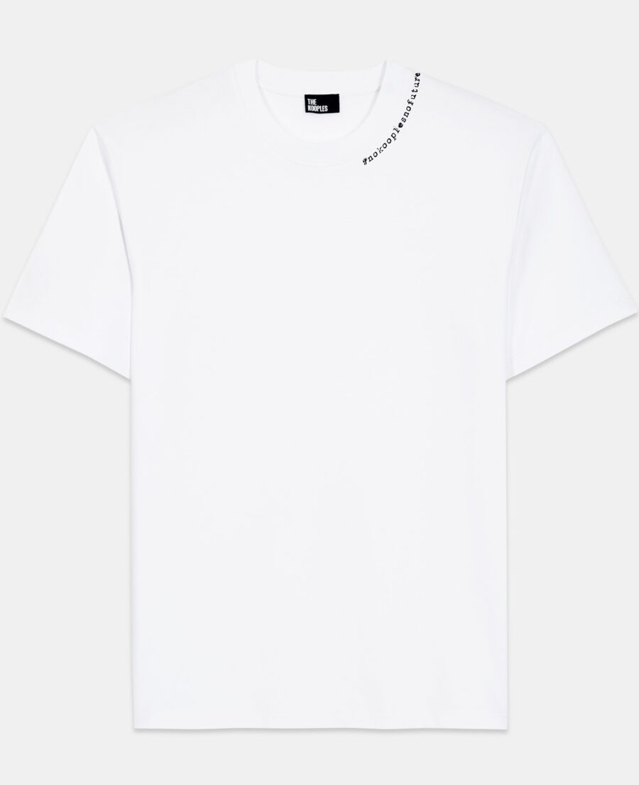 weißes t-shirt mit logo #nokooplesnofuture