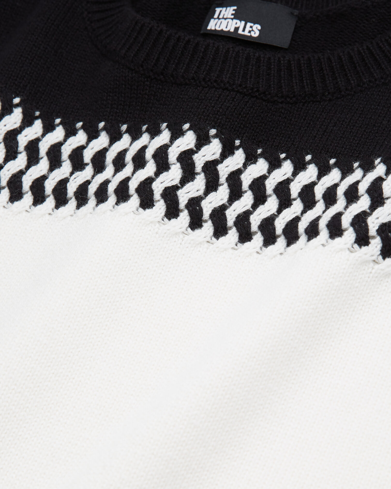 Pull bicolore, WHITE / BLACK, hi-res image number null