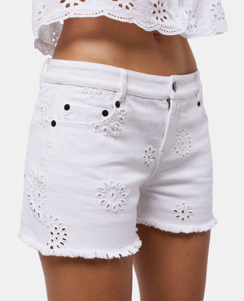 The Kooples FEMME WHITE short en denim blanc avec broderie anglaise