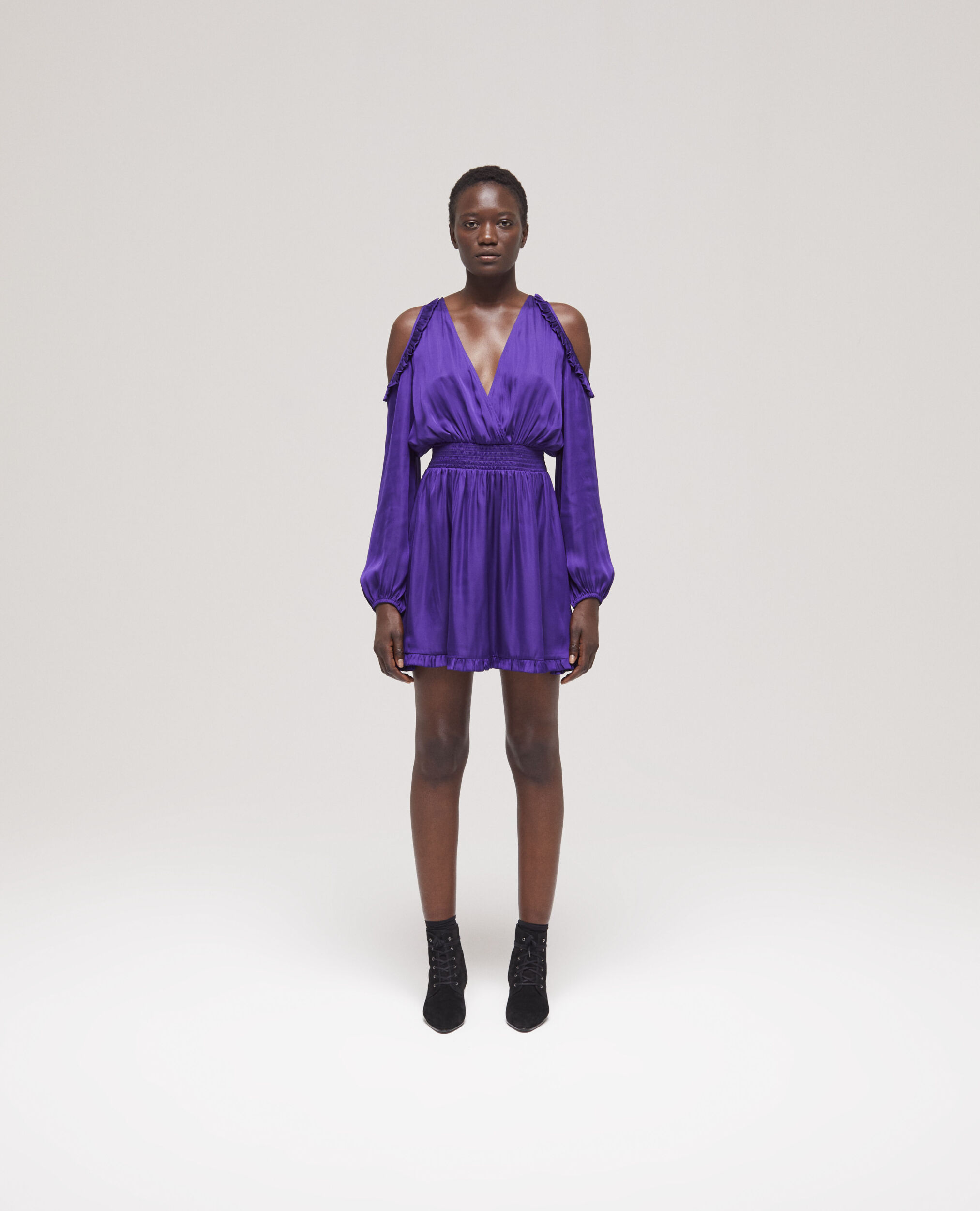 Kurzes, violettes Kleid mit Rüschen, PURPLE, hi-res image number null