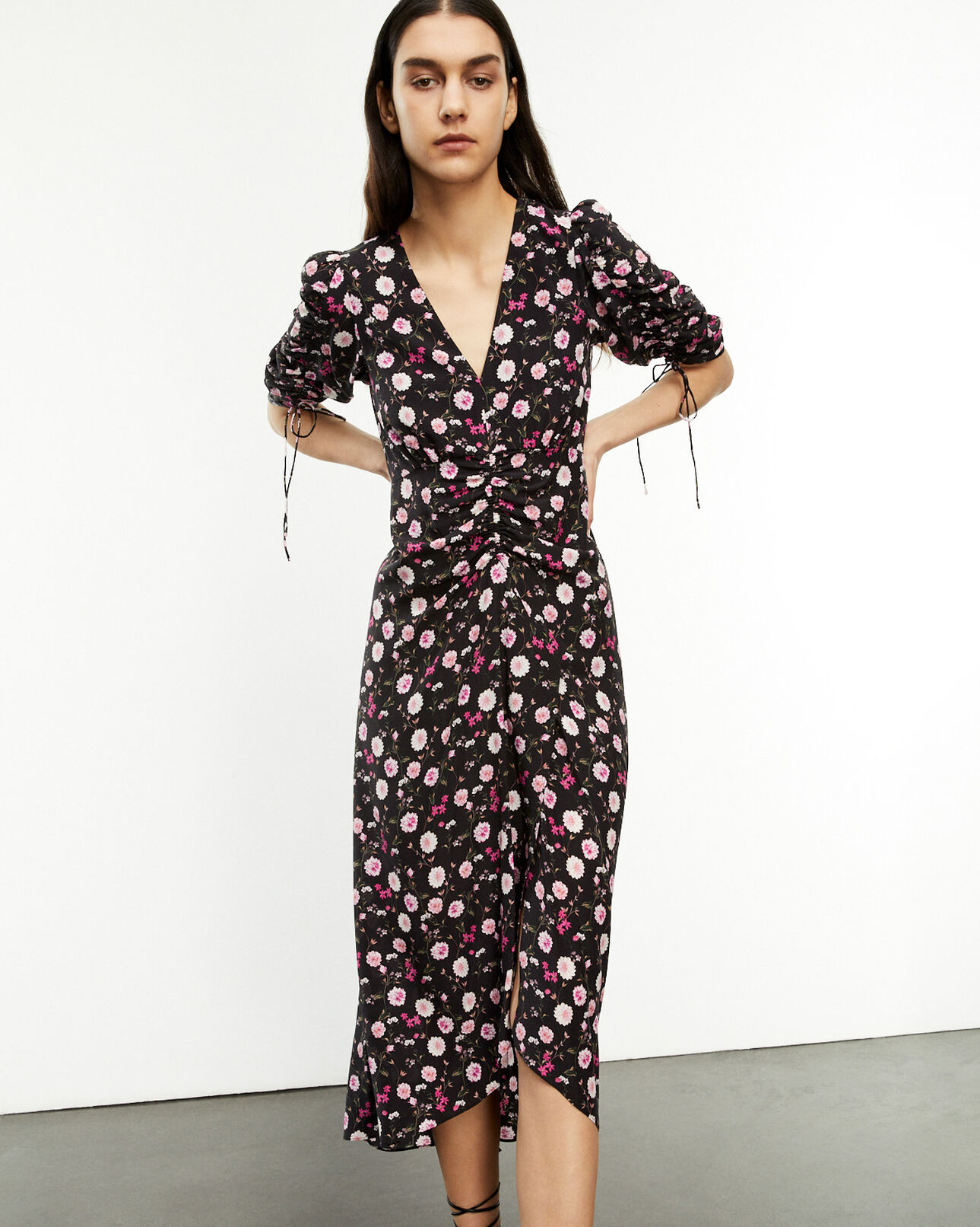 The Kooples FEMME BLACK / PINK robe longue noire et rose imprimé fleuri