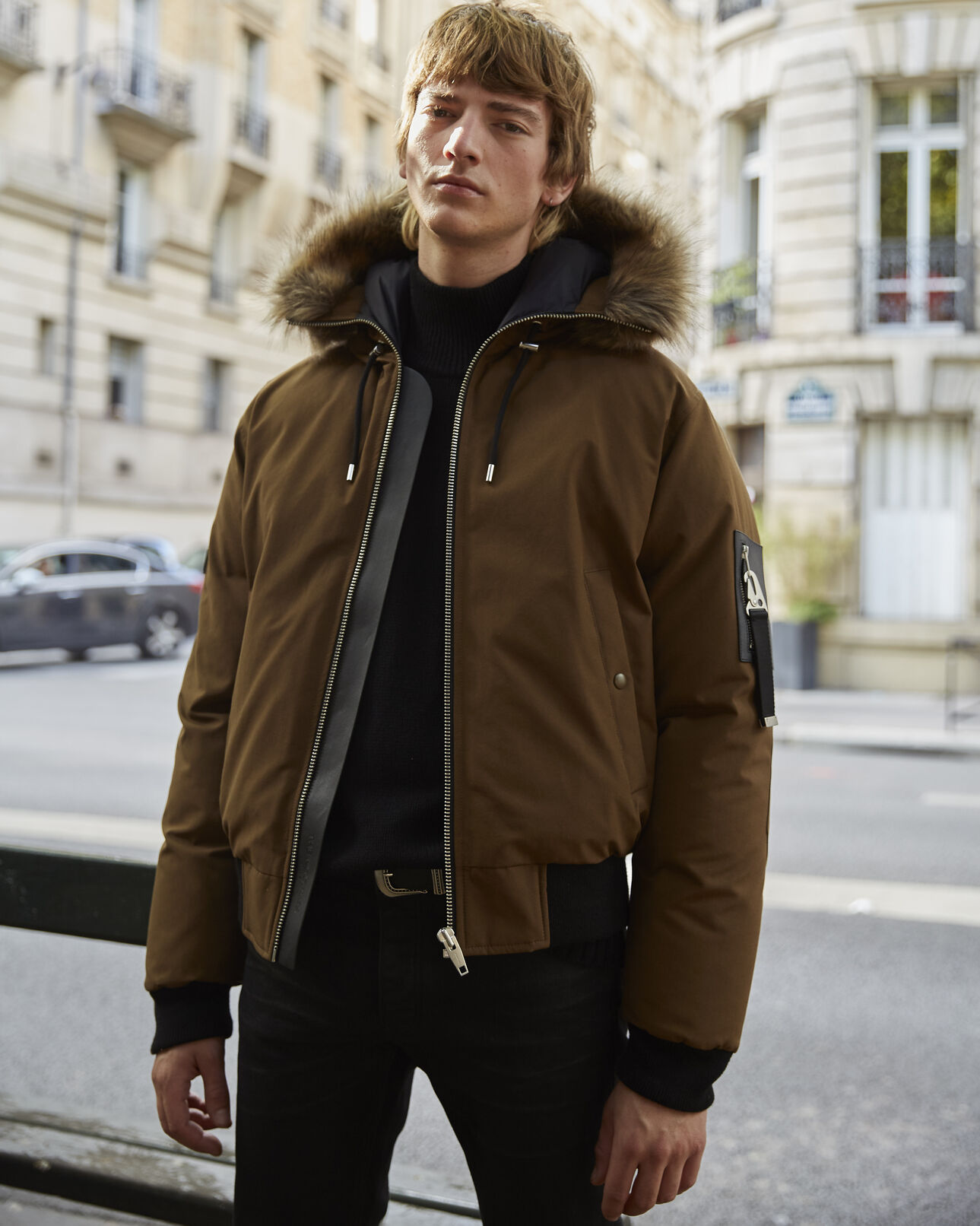 The Kooples HOMBRE CAMEL chaqueta corta de nailon de plumón de camello con capucha