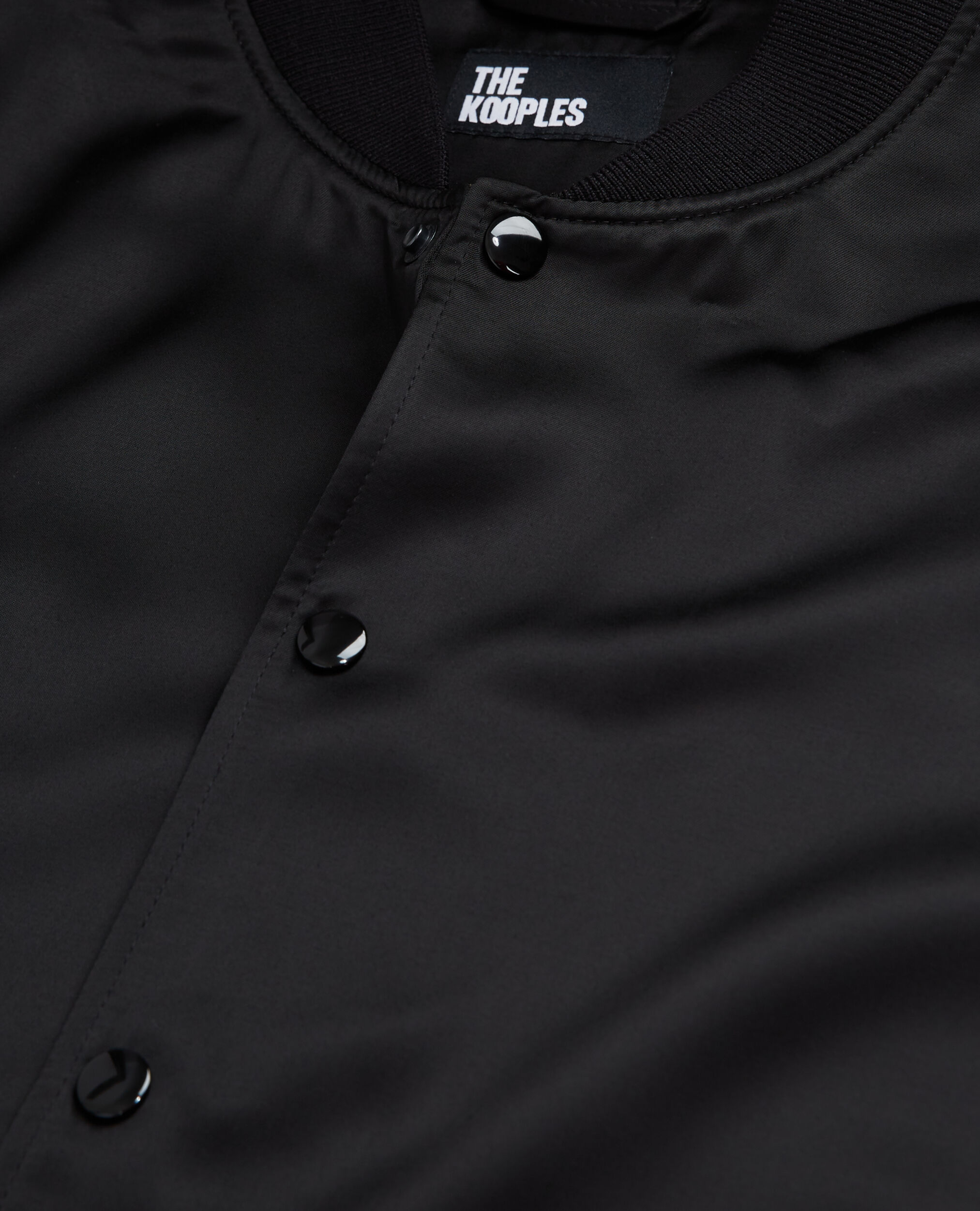 Schwarze Jacke mit Satin-Effekt, BLACK, hi-res image number null