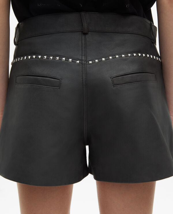 The Kooples WOMEN BLACK STONE black leather shorts