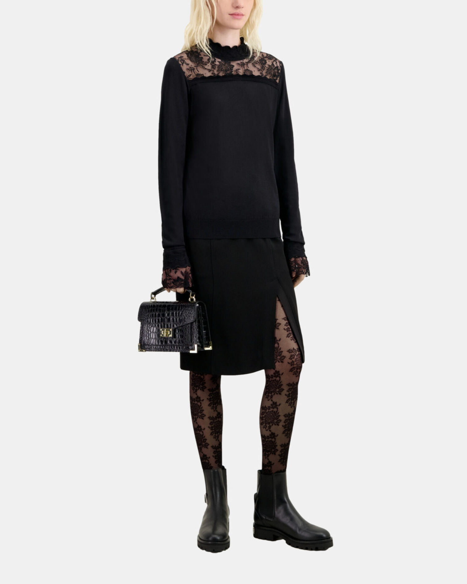Pull noir avec détails en dentelle, BLACK, hi-res image number null