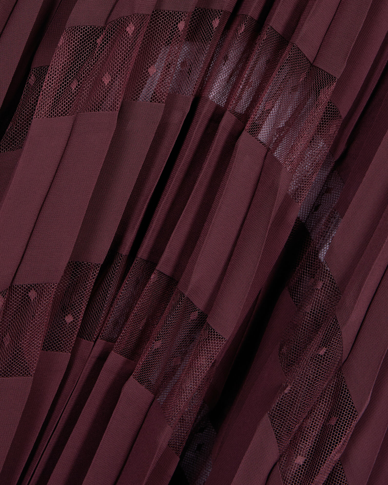 Long burgundy pleated dress, BURGUNDY, hi-res image number null