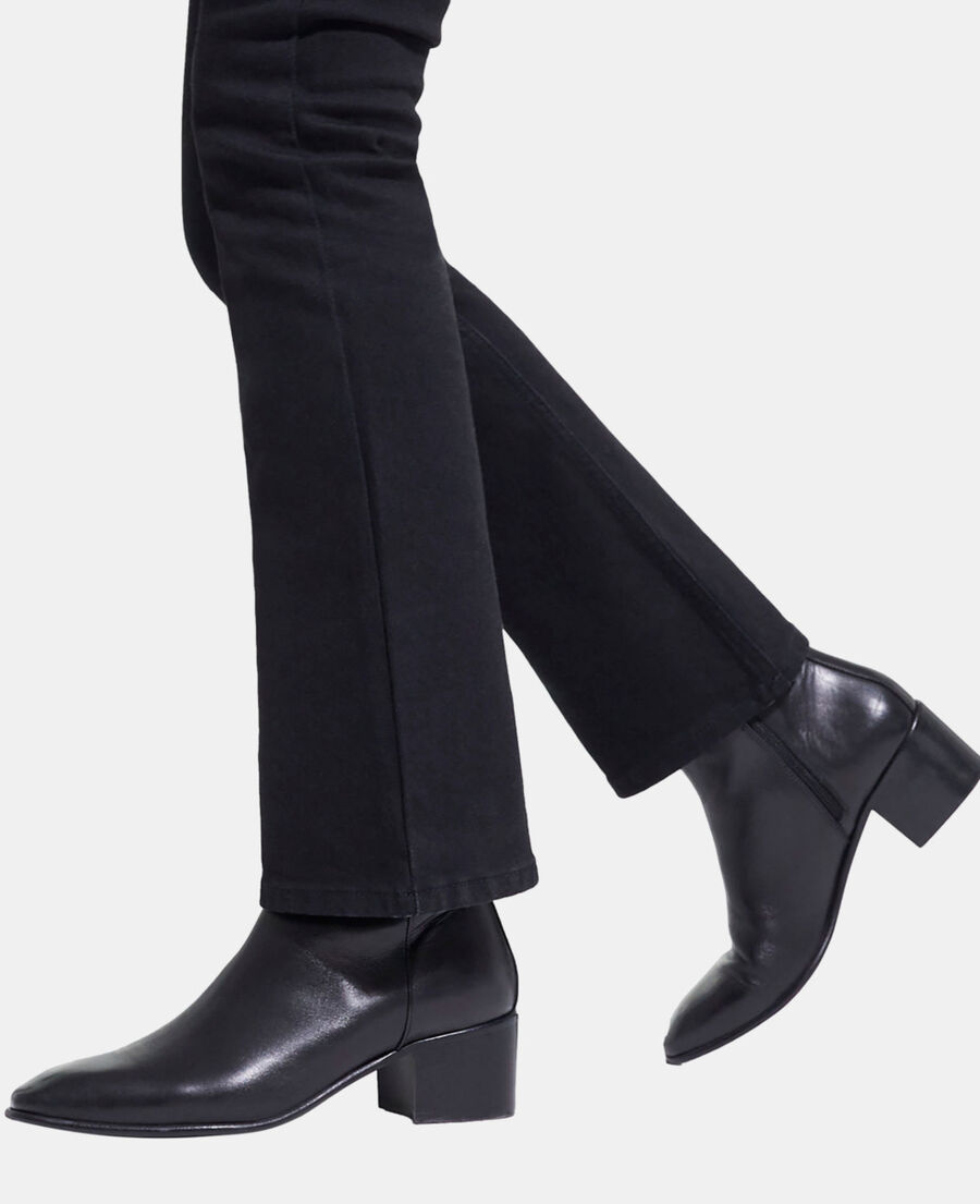 boots talon carré en cuir noir