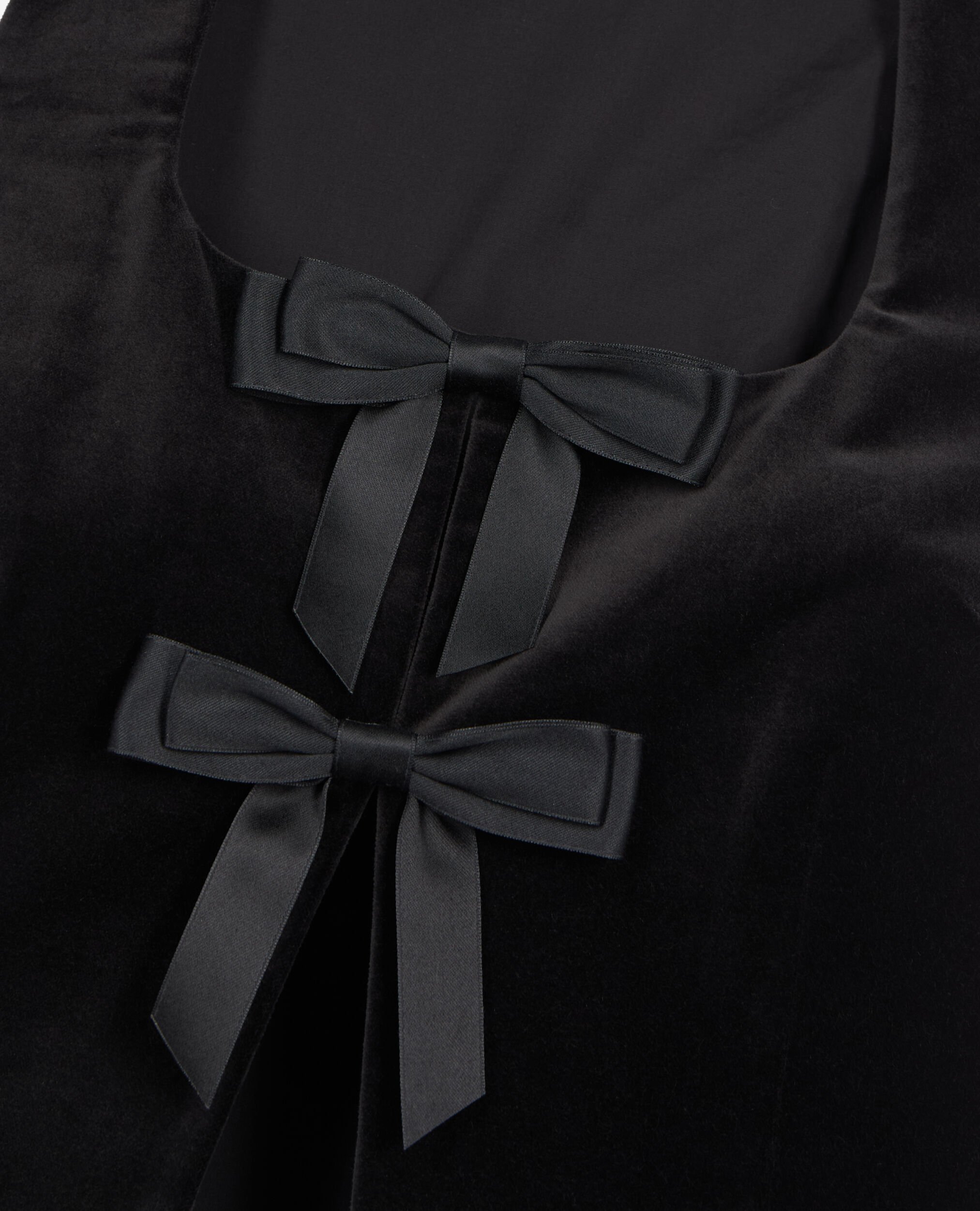 , BLACK, hi-res image number null