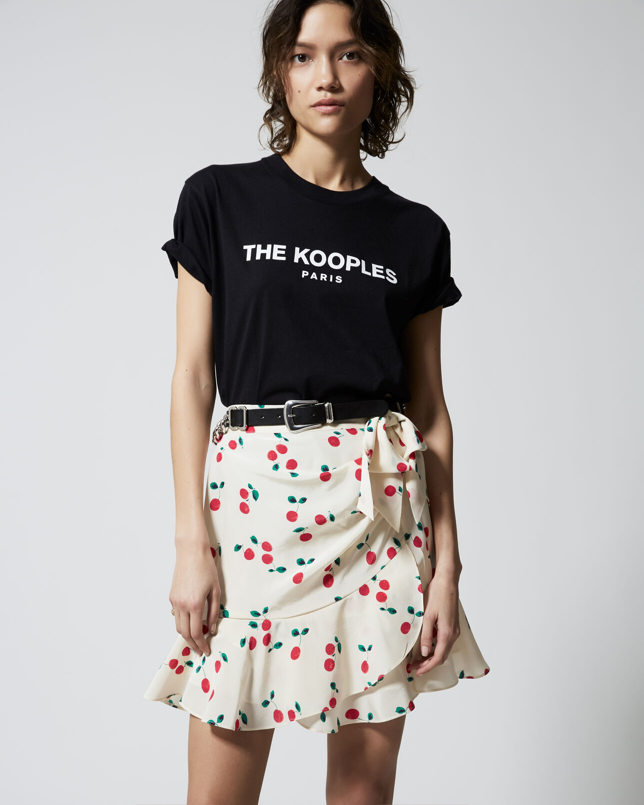 The Kooples FEMME ECRU RED jupe courte soie écrue volants imprimé cerise