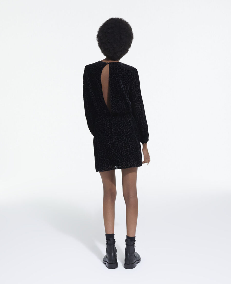 schwarzes kurzes kleid