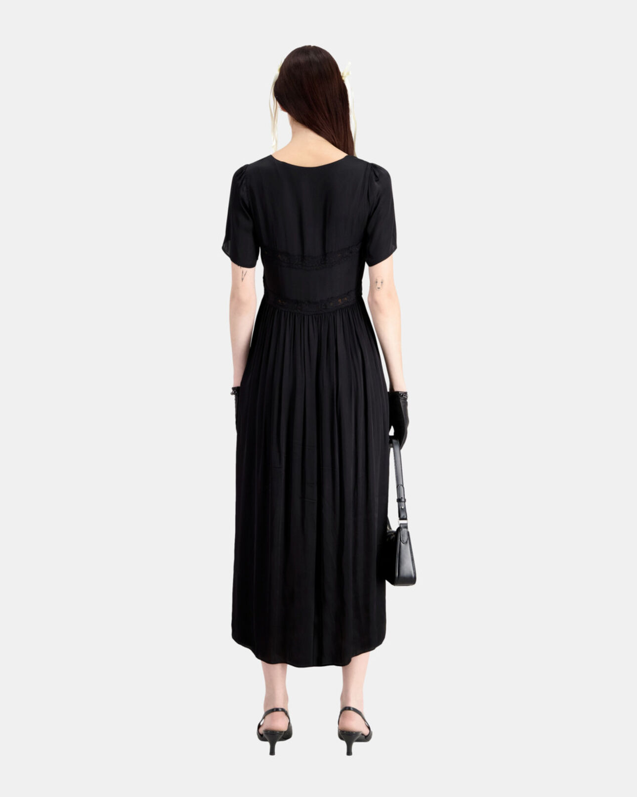 The Kooples FEMME BLACK robe longue noire avec détails en dentelle