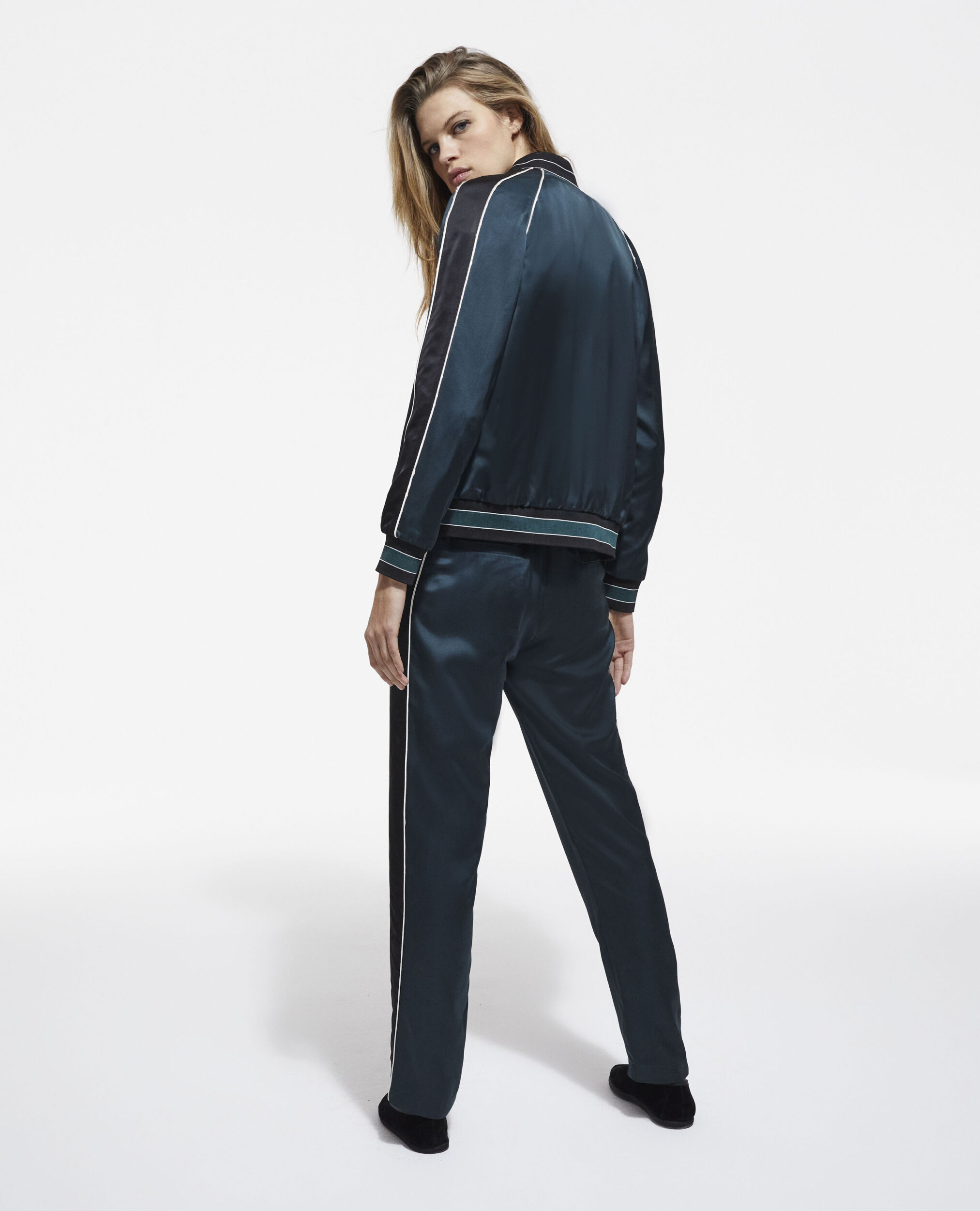 Satin shop adidas tracksuit