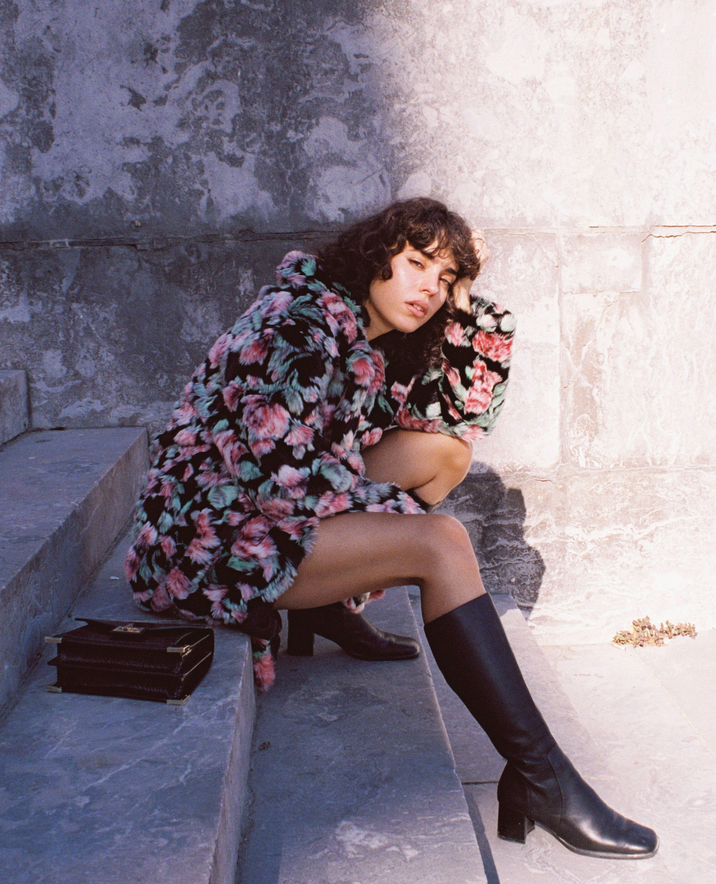 Long fur coat with Neon rose print