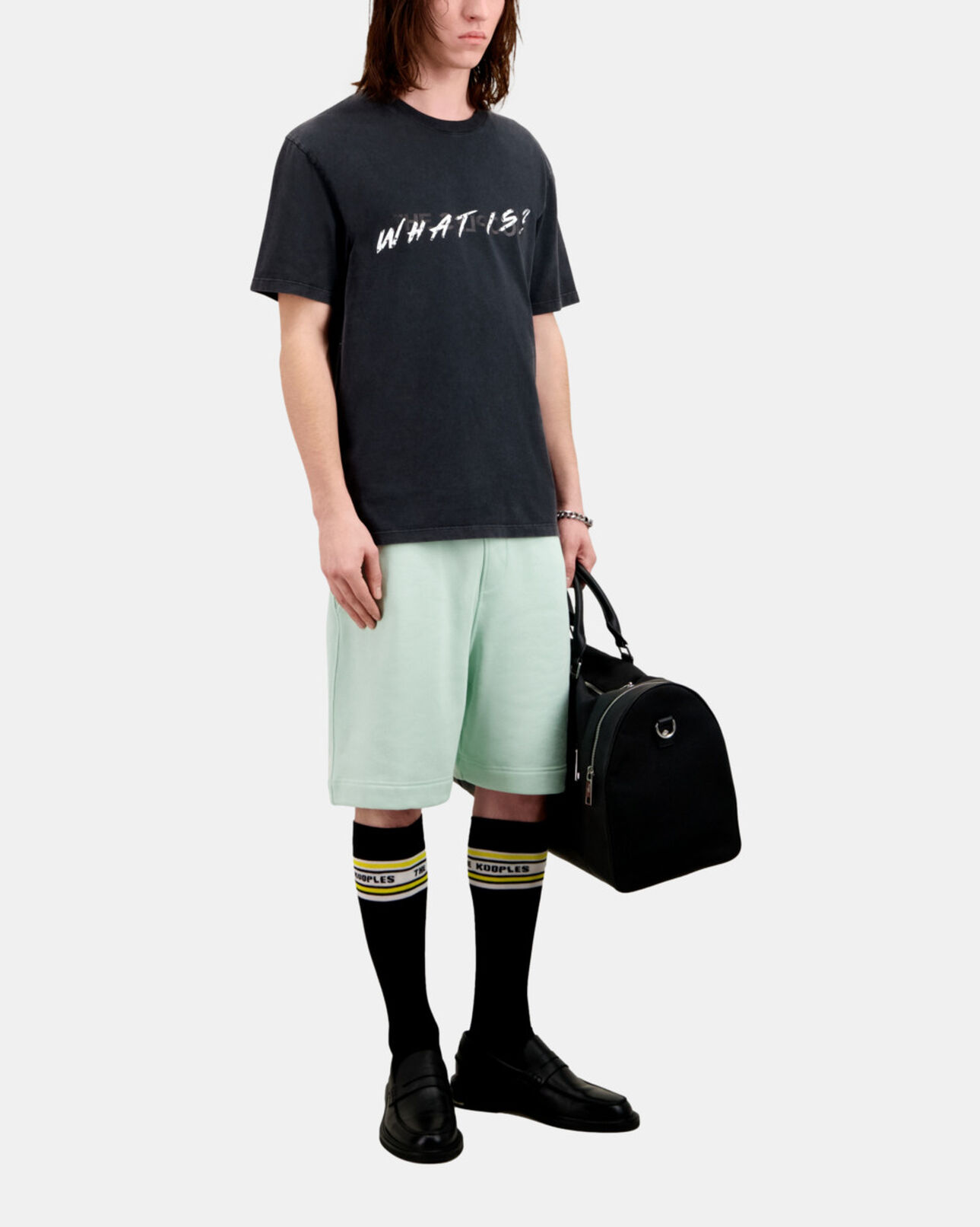 The Kooples HERREN BLACK WASHED schwarzes t-shirt mit „what is“-schriftzug
