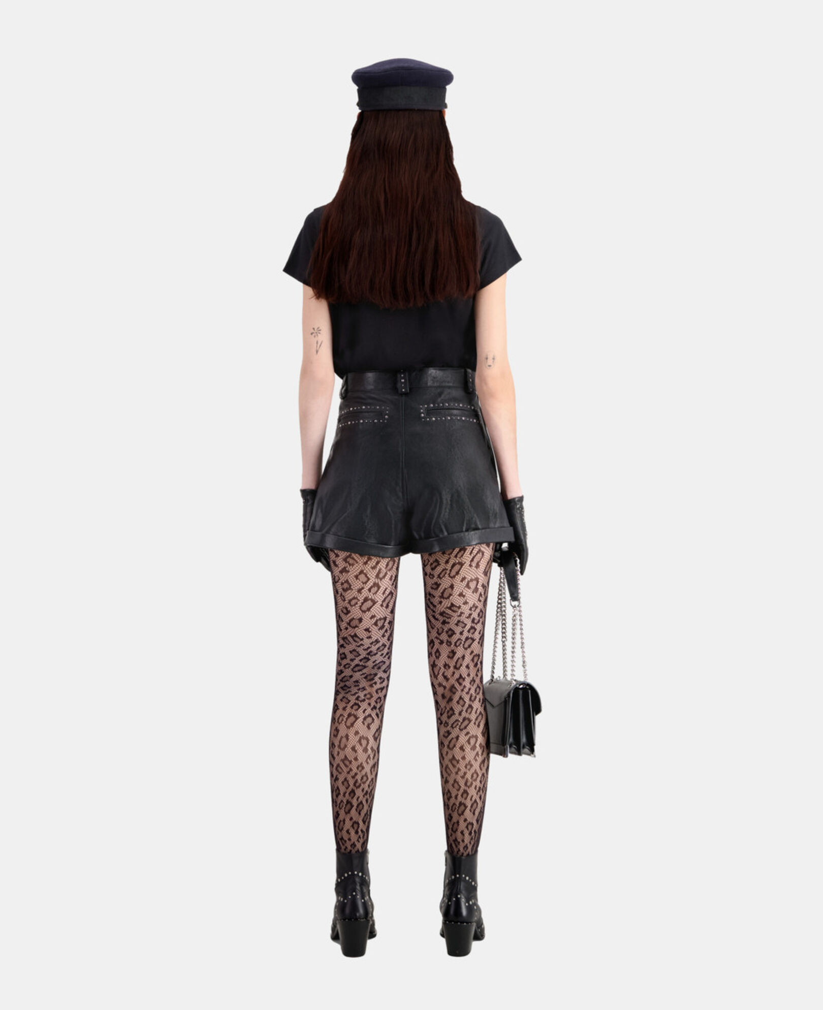 The Kooples DAMEN BLACK shorts aus leder mit nieten