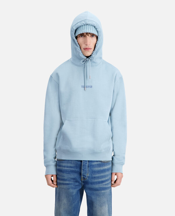 blaues kapuzensweatshirt mit logo