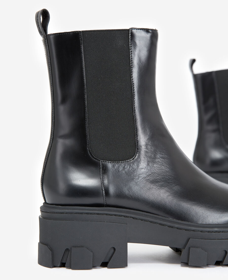 black platform chelsea boots