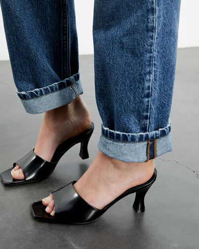 , BLACK, hi-res image number null
