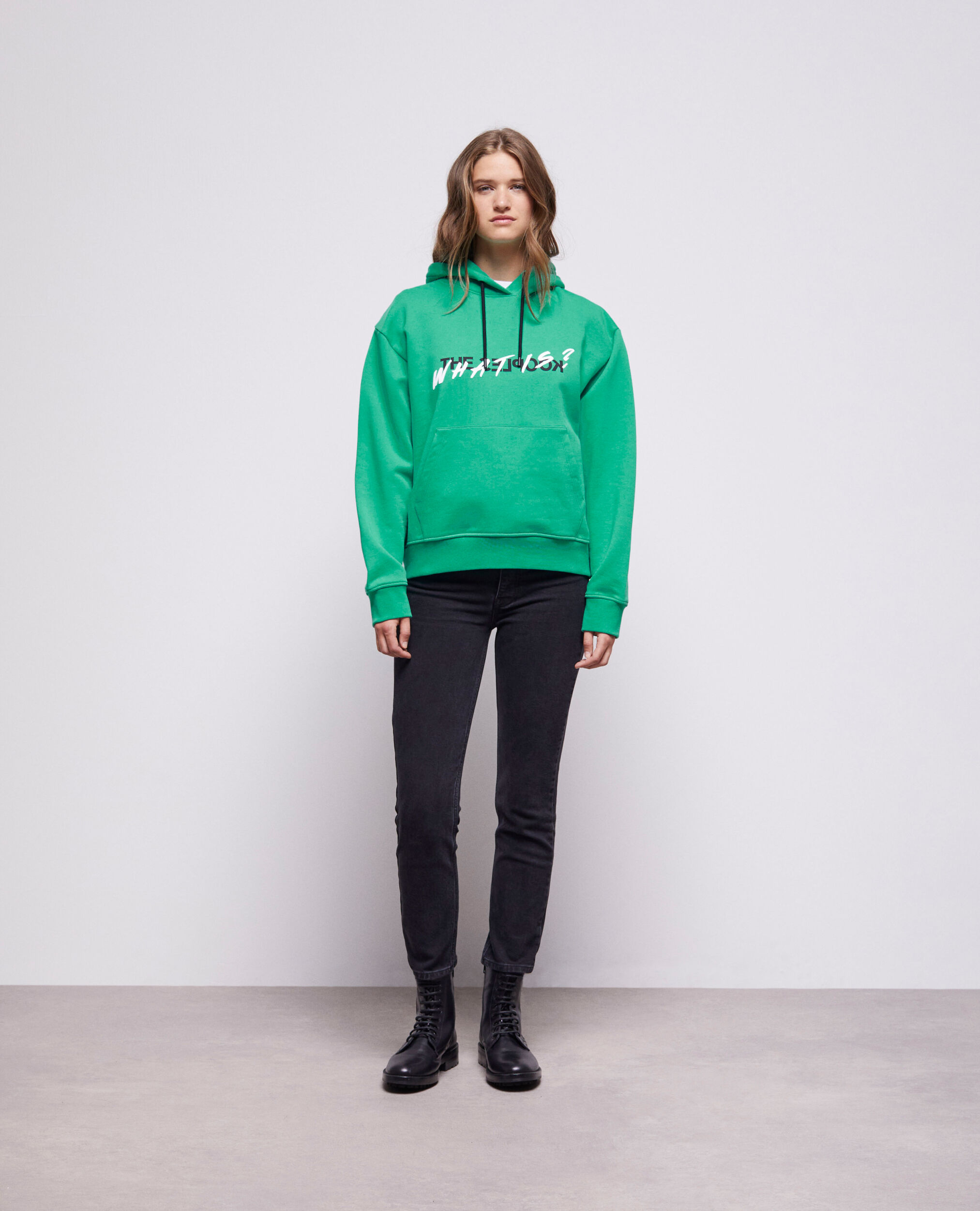 Grünes Sweatshirt mit „What is“-Schriftzug, GREEN, hi-res image number null