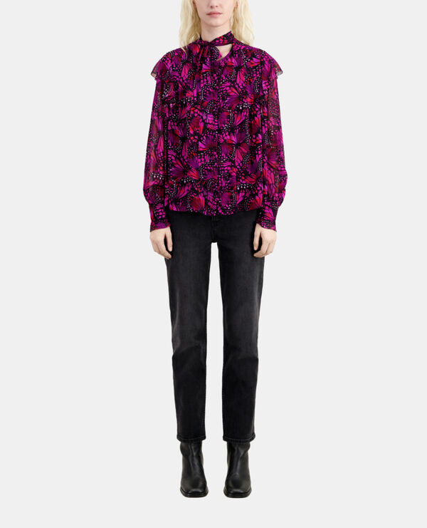 printed top with ruffles