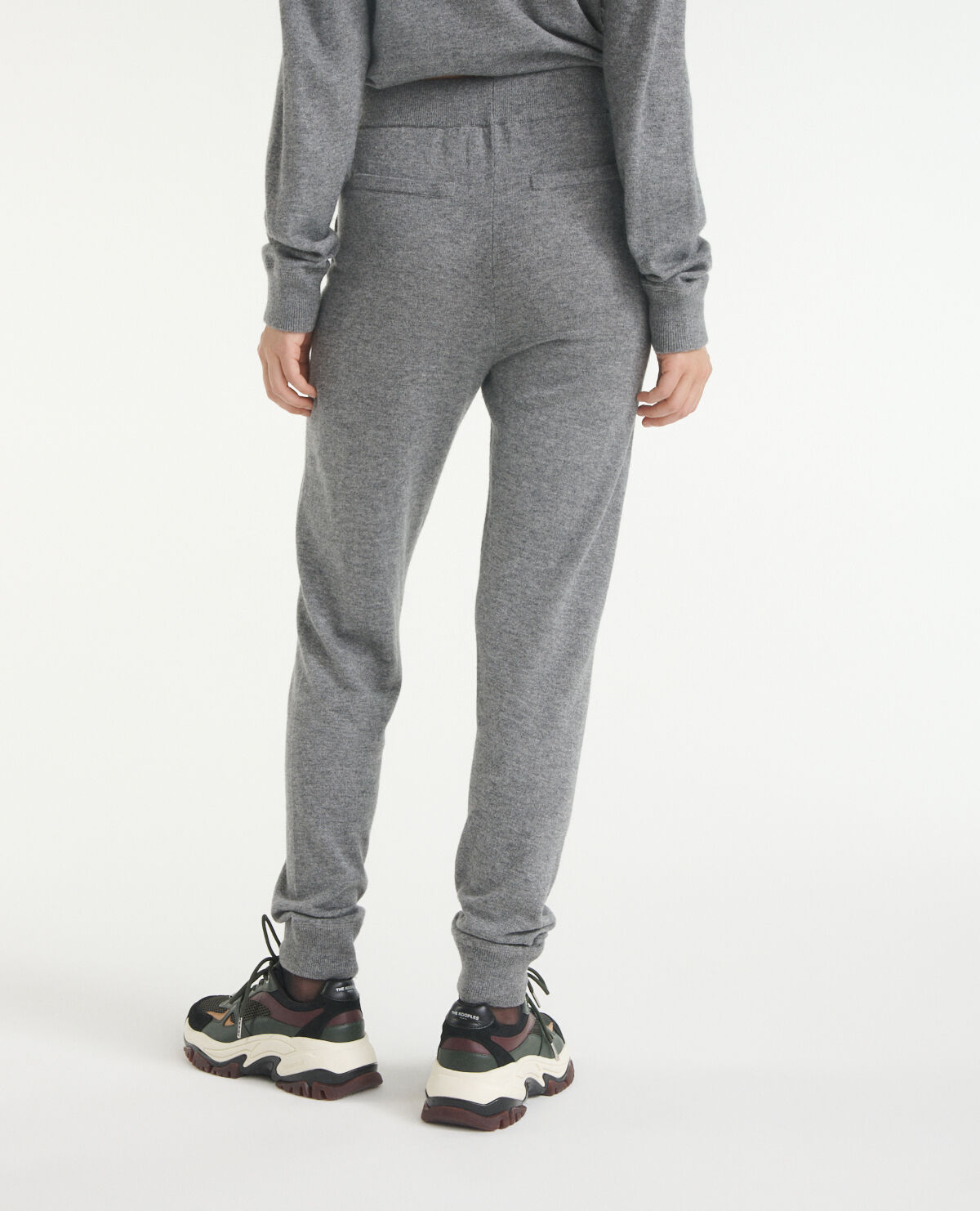 Jogging shop gris simple