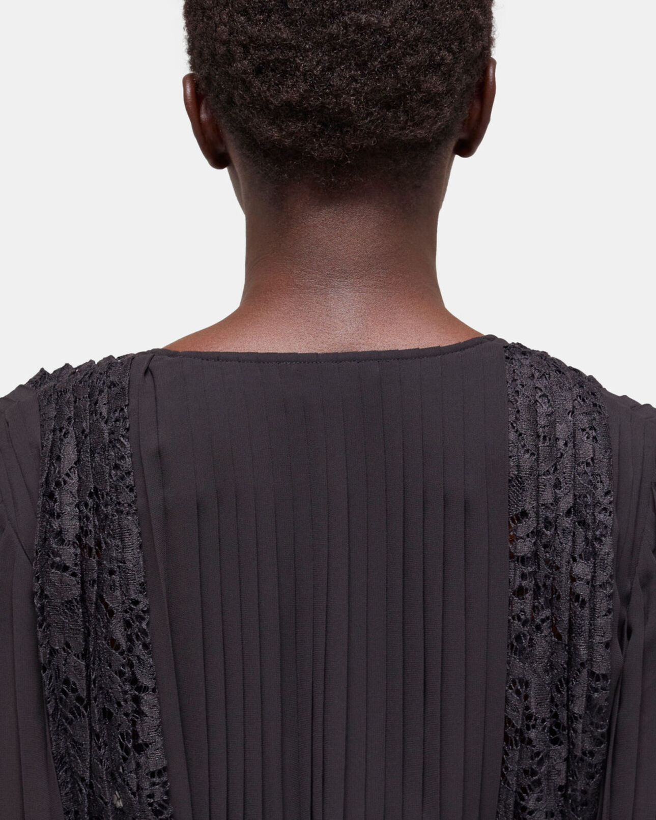 The Kooples FEMME BLACK robe courte en dentelle noire
