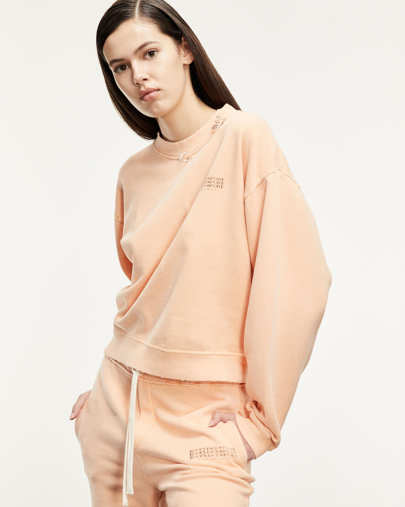 The Kooples FEMME OLD ORANGE sweat orange délavé à détail piercing