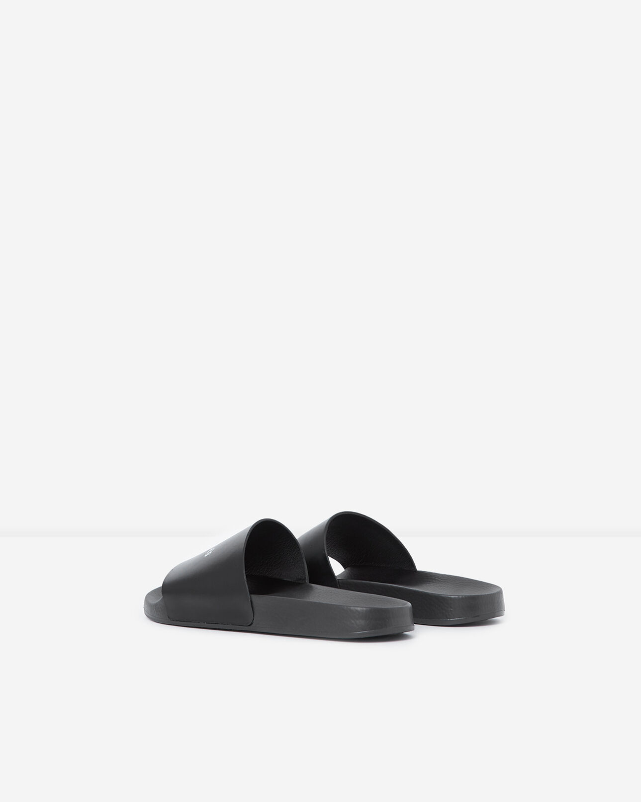 The Kooples HOMBRE BLACK chanclas de piscina negras con logotipo