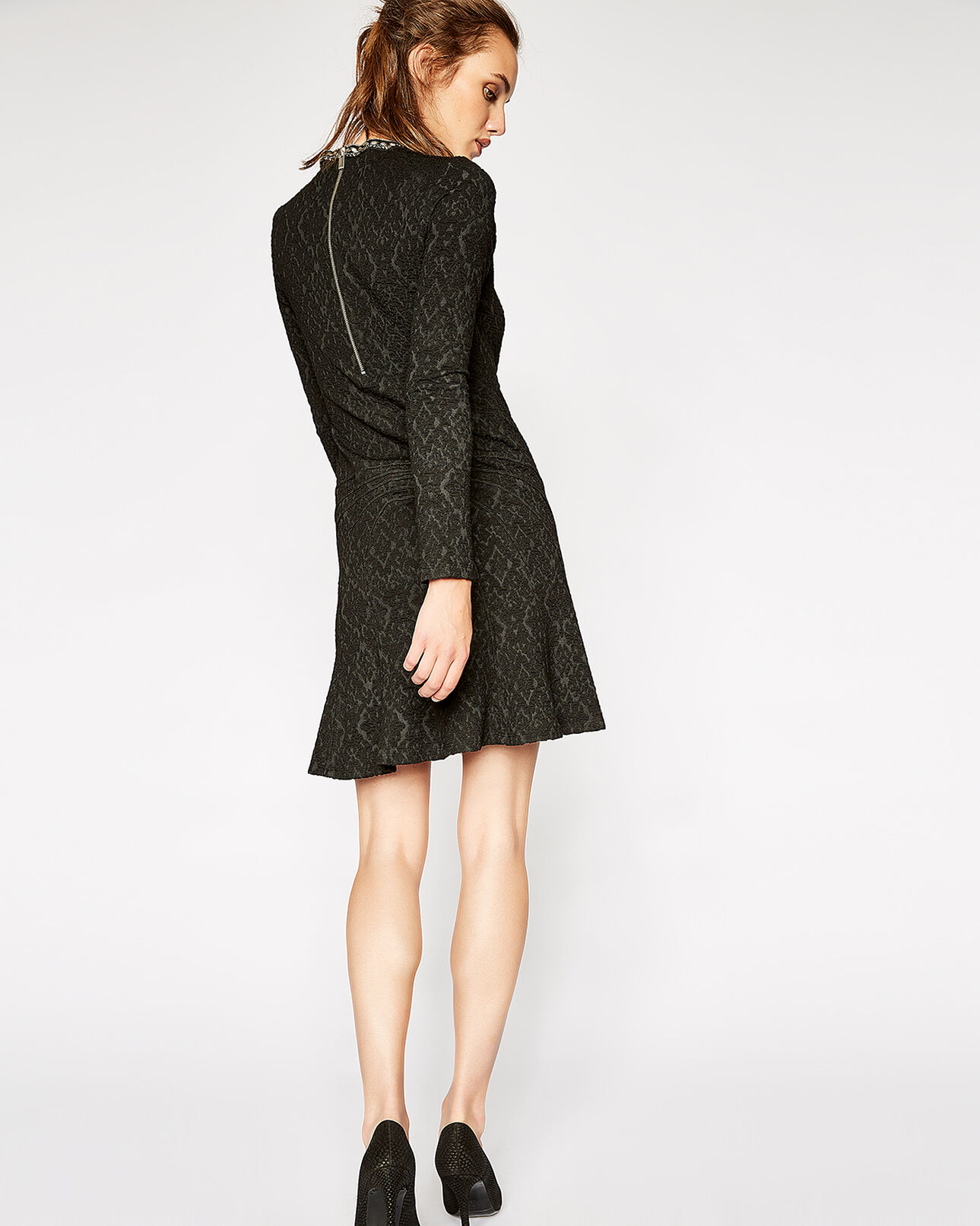 The Kooples FEMME BLACK robe droite noire col bijou