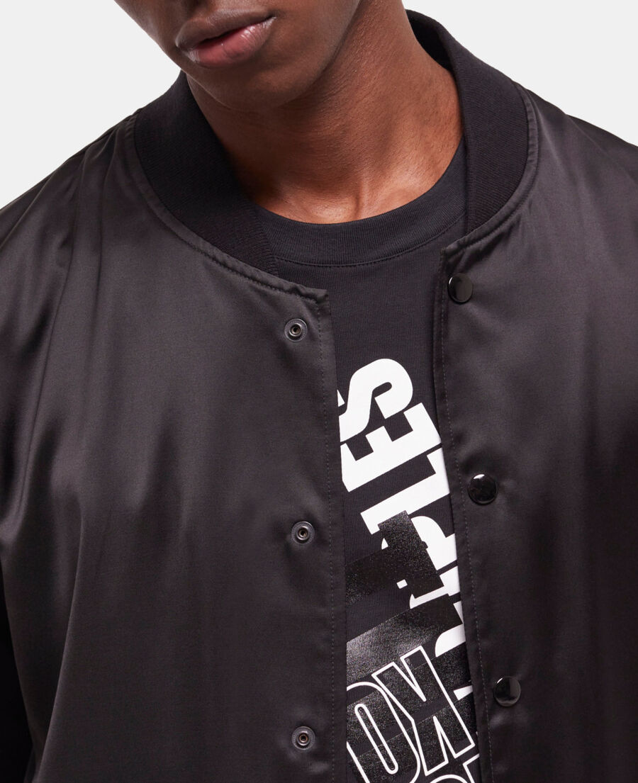 schwarze jacke mit satin-effekt