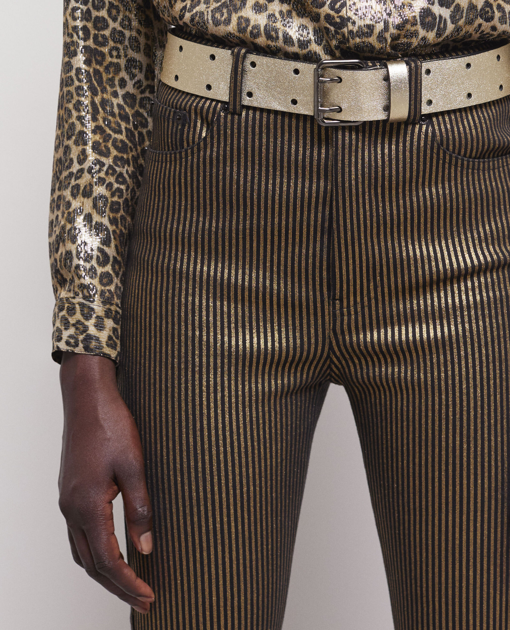 Zweifarbige Jeans mit Slim-Fit-Passform, BLACK / GOLD, hi-res image number null